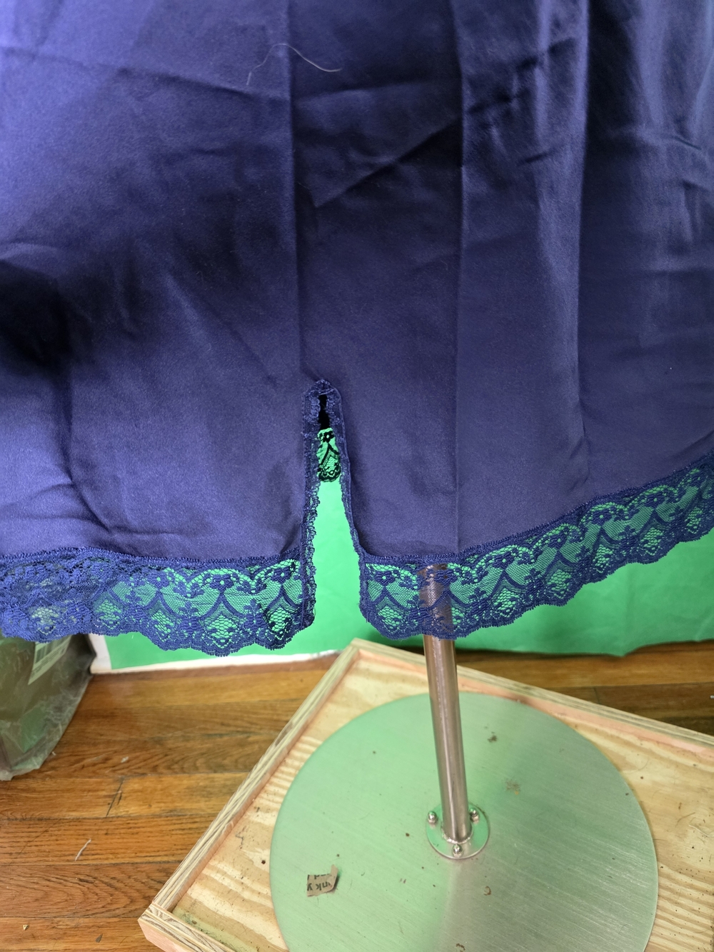 Christian Dior Vintage Navy Half Slip S  Lace Hem, Embroidered Dior Logo, ILGWU - Picture 6 of 14